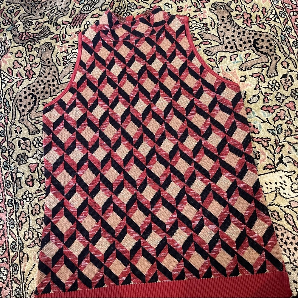 Inc Red/Gold/Black Geometric Patterned Turtle Neck Sleeveless Top Size M - Picture 5 of 7